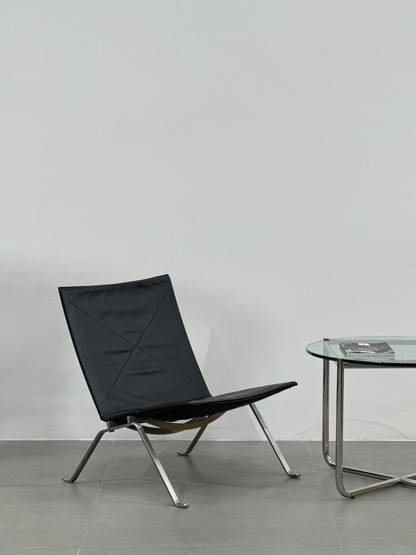 PK22 Lounge Chair: PK22 by Poul Kjærholm