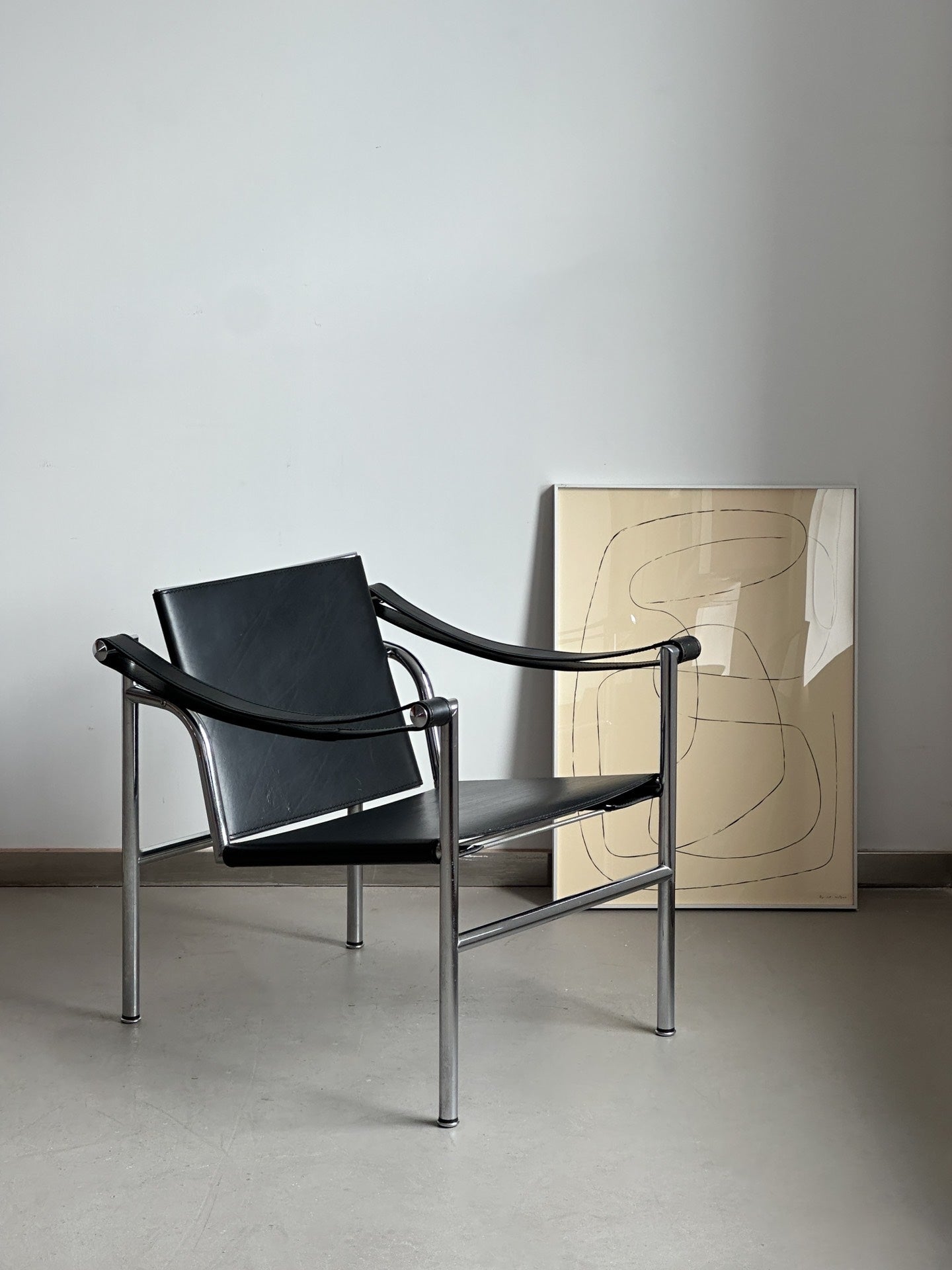 LC1 Armchair by Le Corbusier
