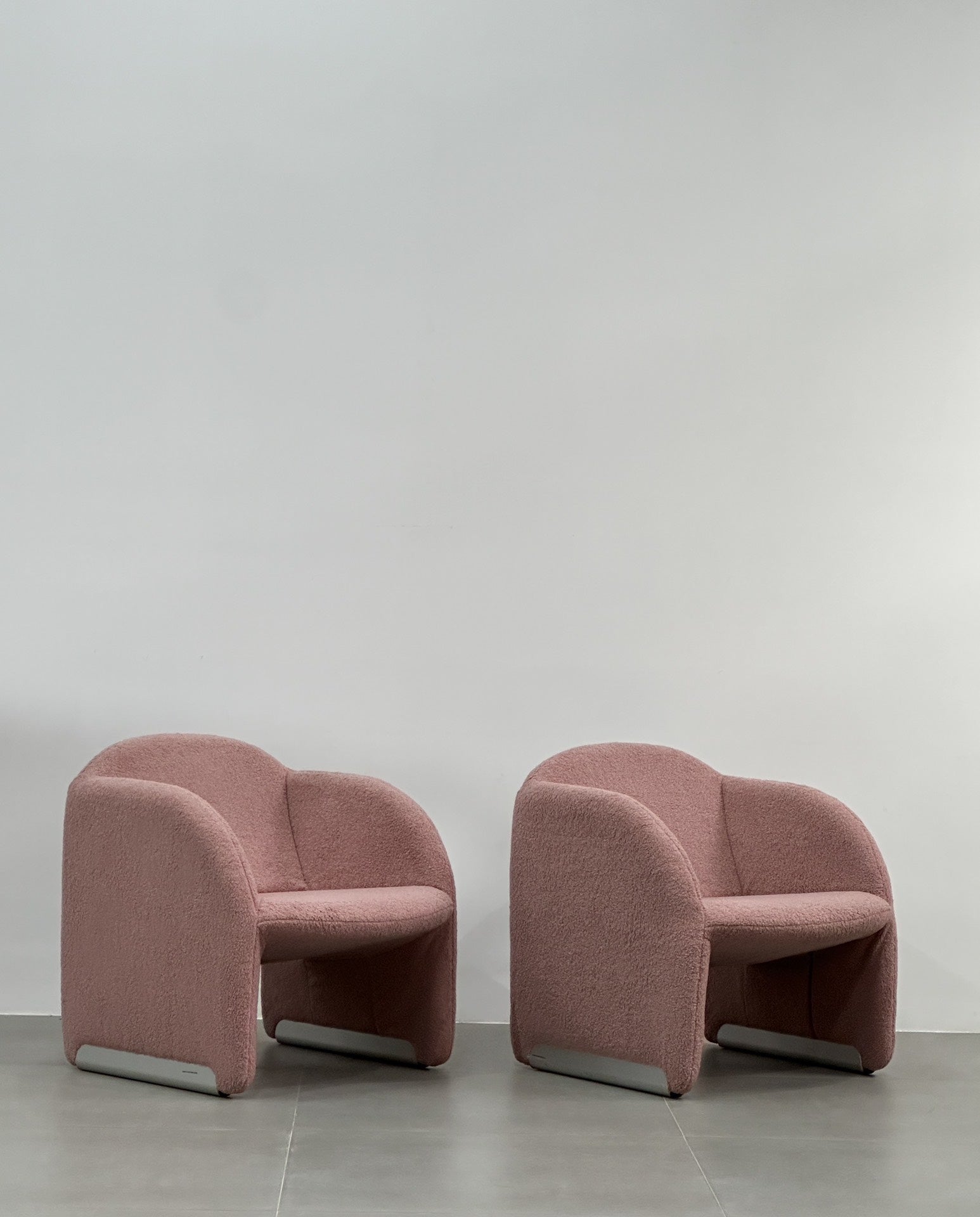 French Vintage Classic Designer Leisure Chair by Pierre Paulin