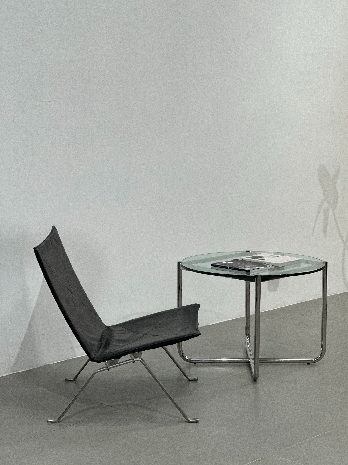 PK22 Lounge Chair: PK22 by Poul Kjærholm