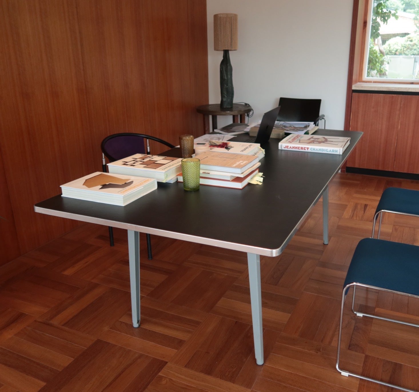 Reform table