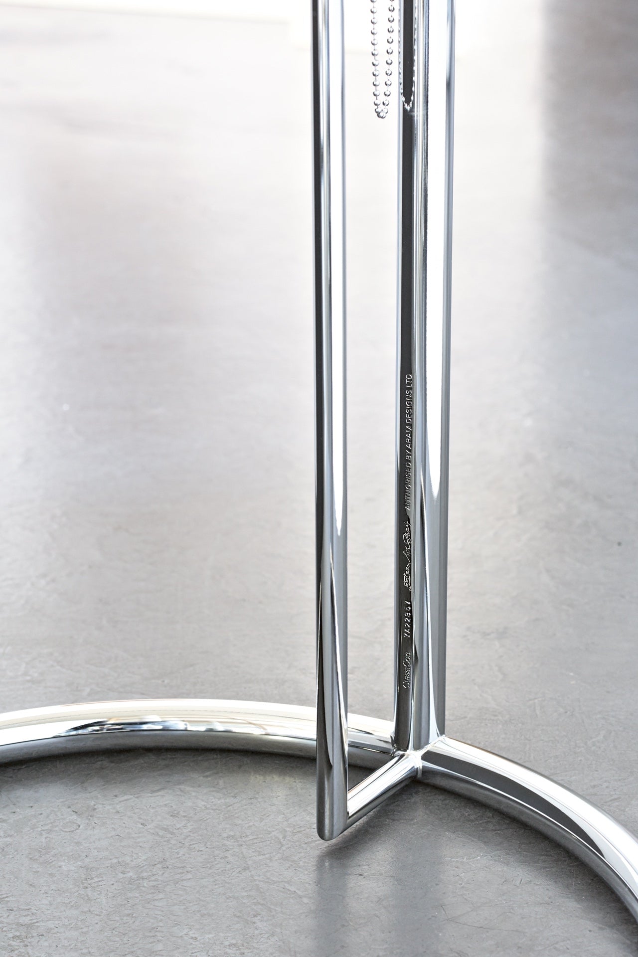 Adjustable Height Side Table E1027 by Eileen Gray