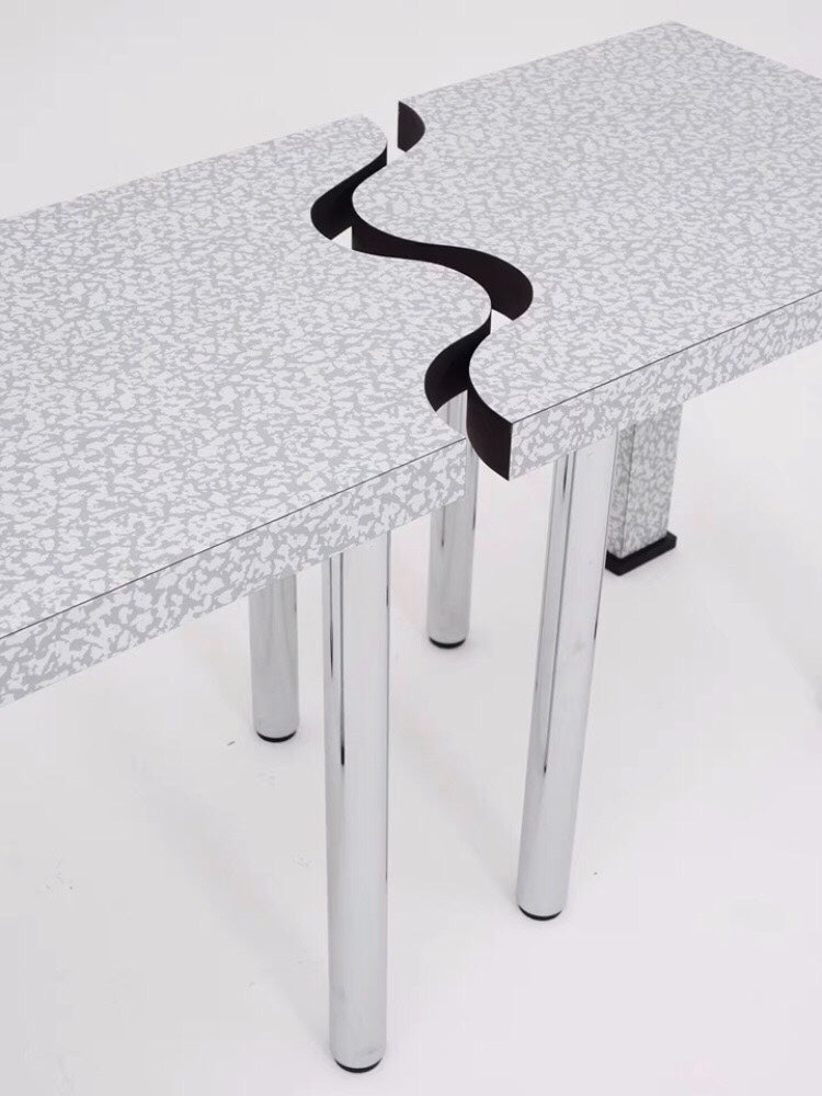 'SPUGNATO' Memphis table