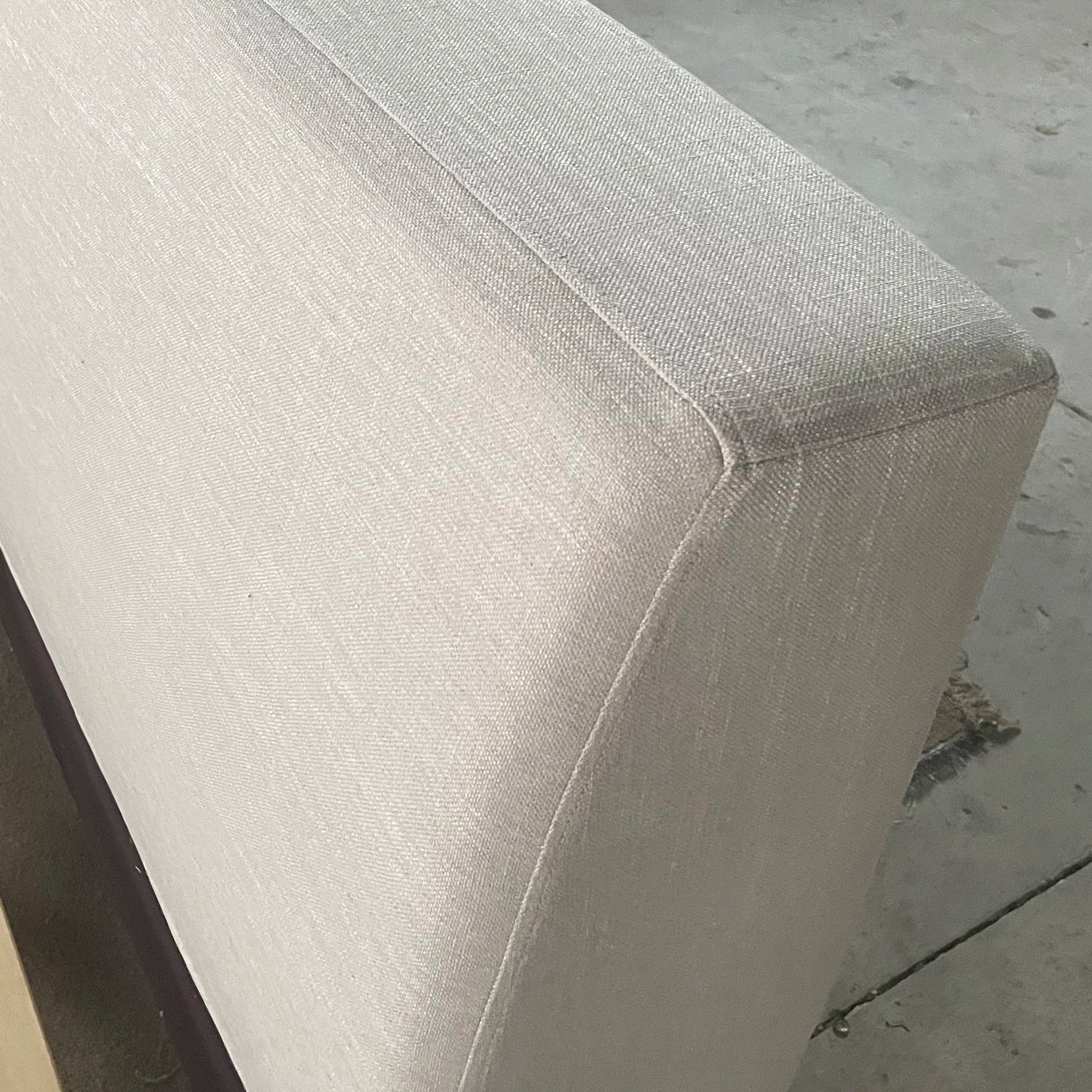 Luxury Queen Size Linen Upholstered Solid Oak Wood Bed Frame Modern Design