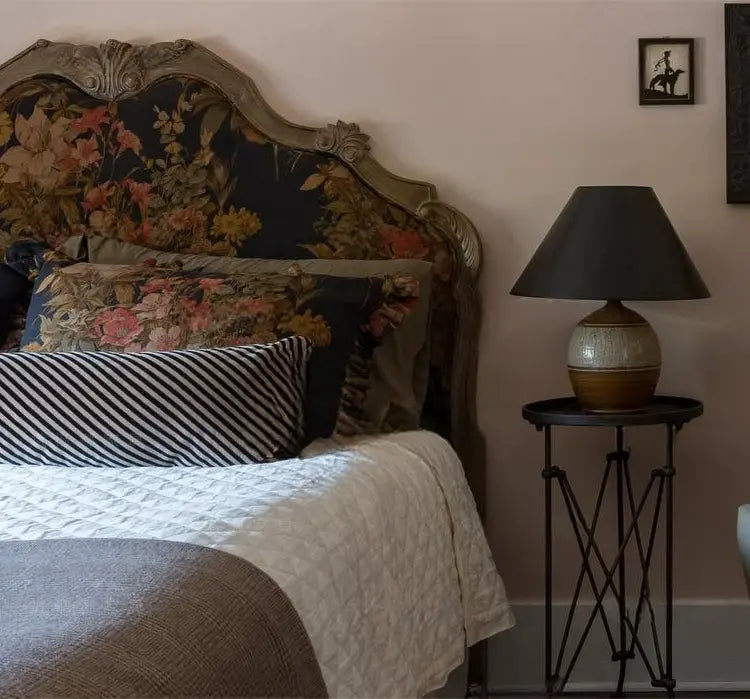 Solstice Retro Carved Wood Princess Style Bed