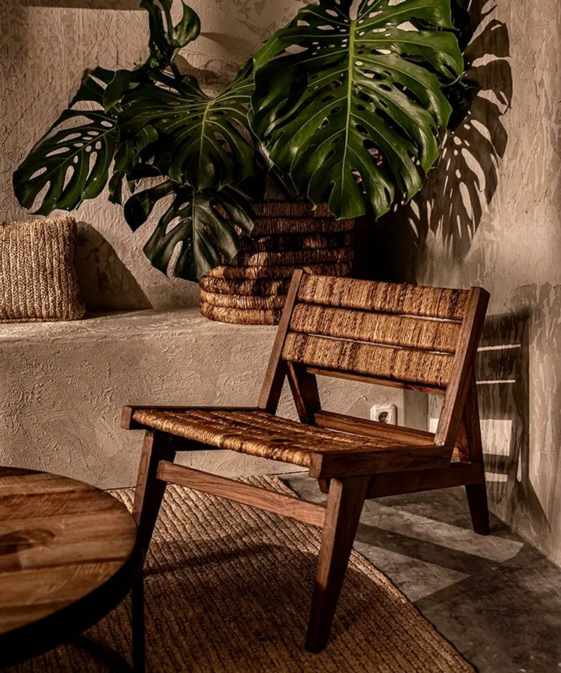 Bosco Solid Wood Middle-Aged Style Lounge Chair