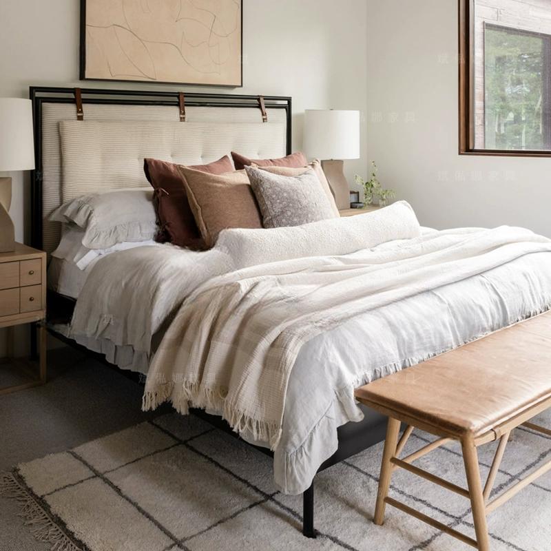 Emeraude Light Luxury Neoclassical Double Bed