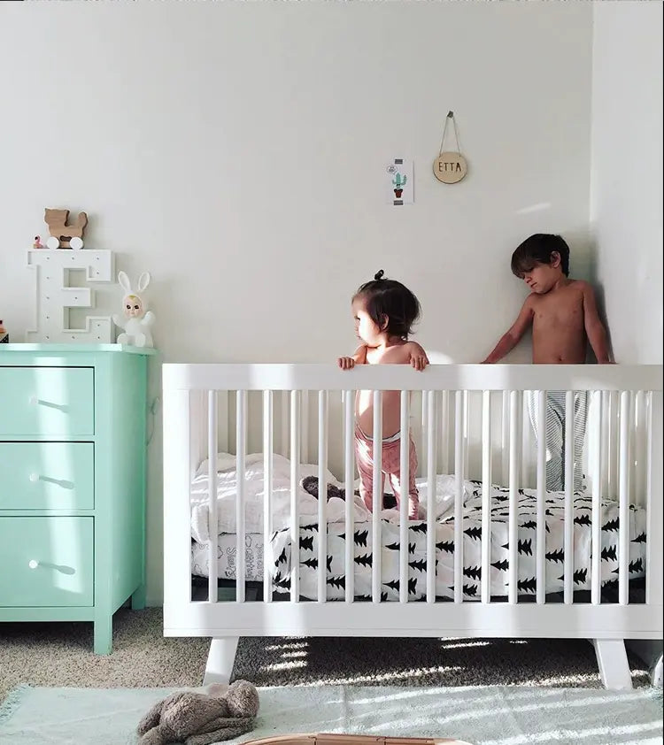 Nino Solid Wood Babyletto Hudson Crib