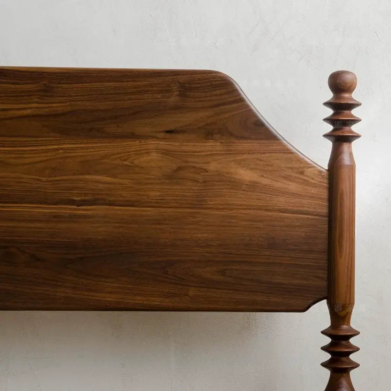 Rosette Elegant Solid Wood Wedding Bed