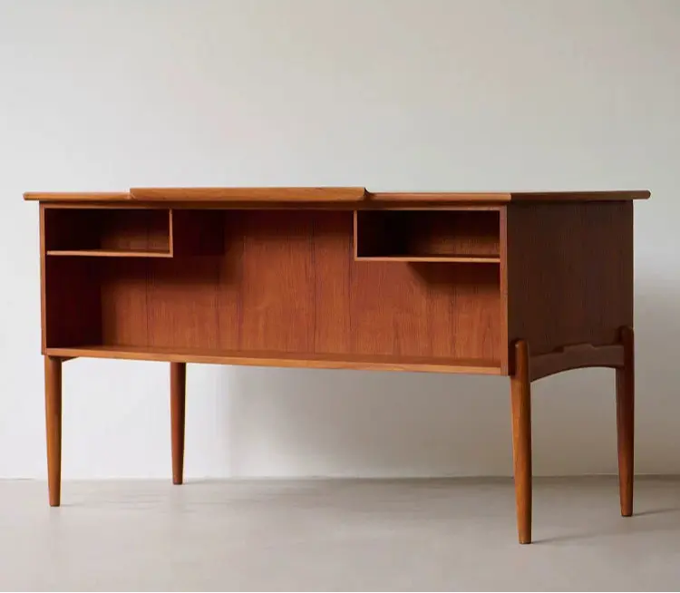 Léopold Nordic Bedroom Desk with Drawers