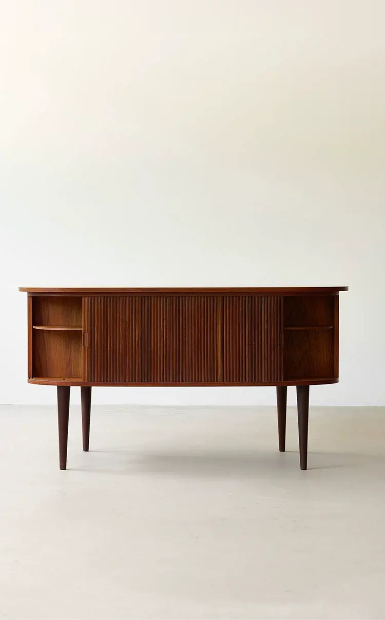 Théo Retro Modern Executive Desk with Storage