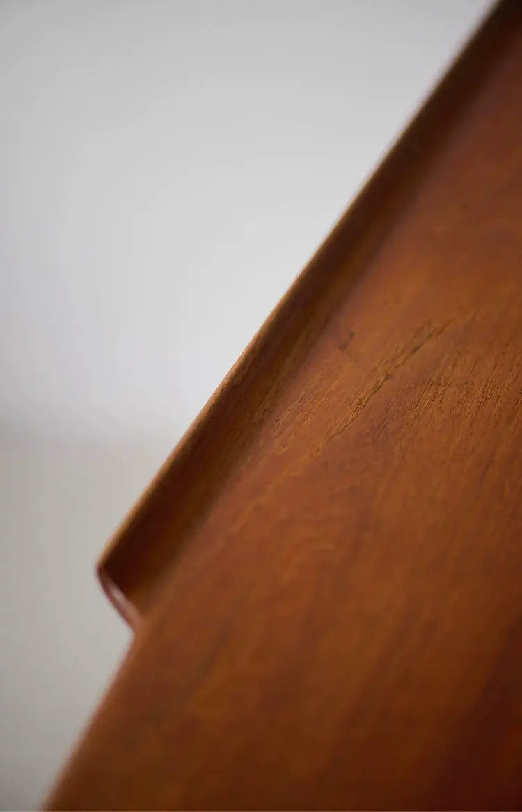 Léopold Nordic Bedroom Desk with Drawers