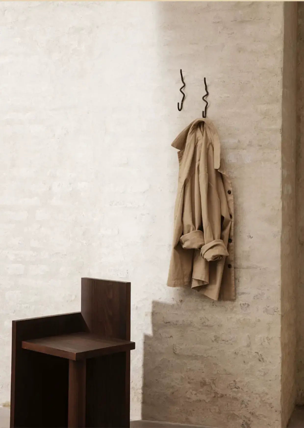 Anthelme Living Brass Wave Towel Hook