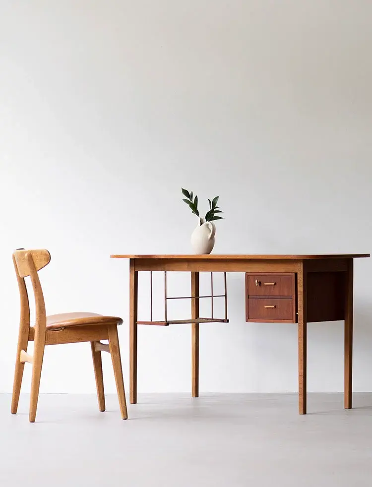 Jules Modern Simple Study Desk and Shelf