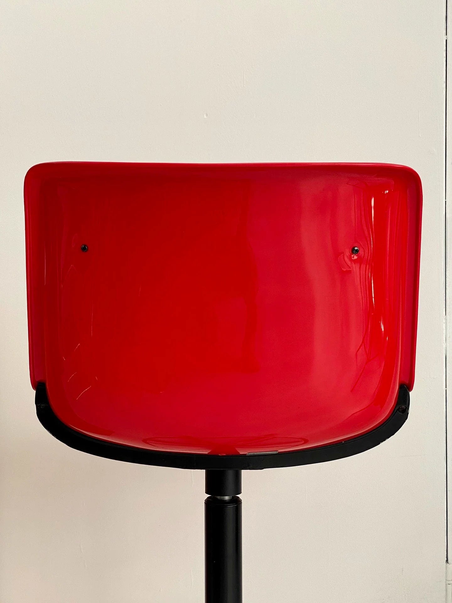 Vintage Italian 1980s Modus Atomic Red Adjustable Bar Stool Designer Chair