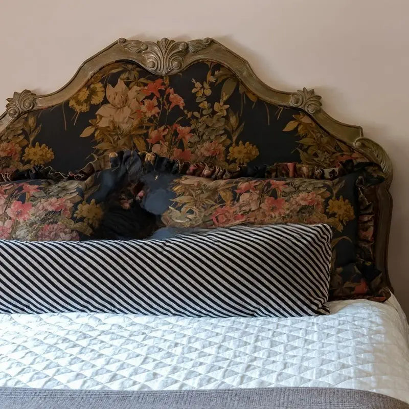 Solstice Retro Carved Wood Princess Style Bed