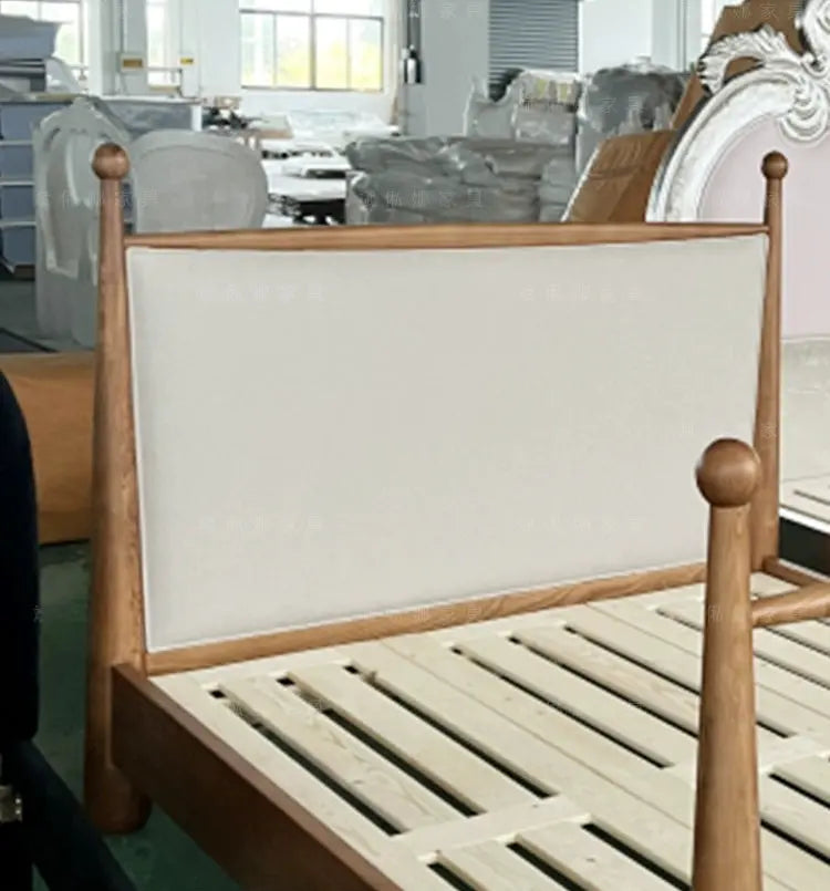 Iolanthe Elegant Master Bedroom Solid Wood Bed