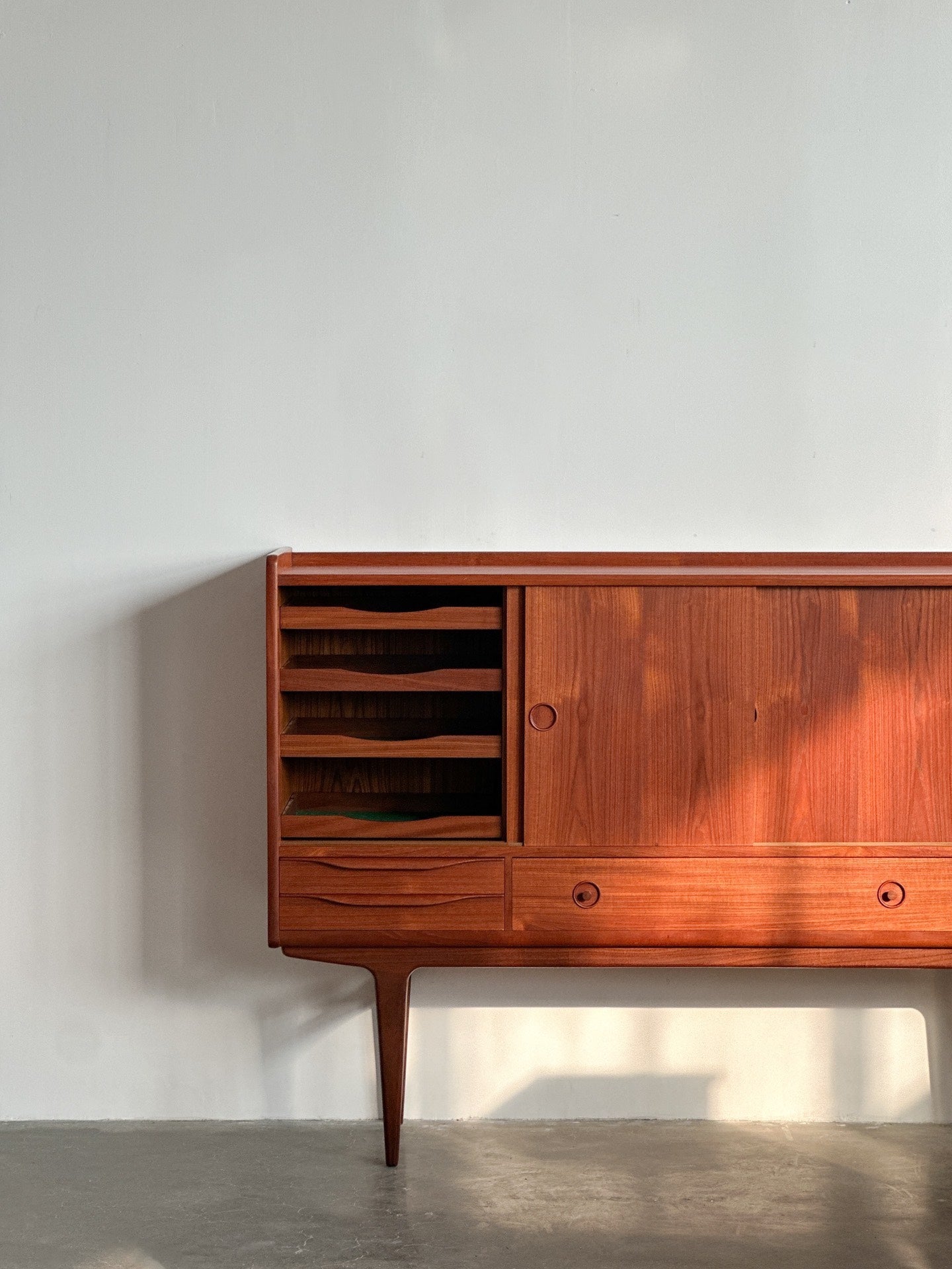 Johannes Andersen Sideboard: JASB by Uldum Mø