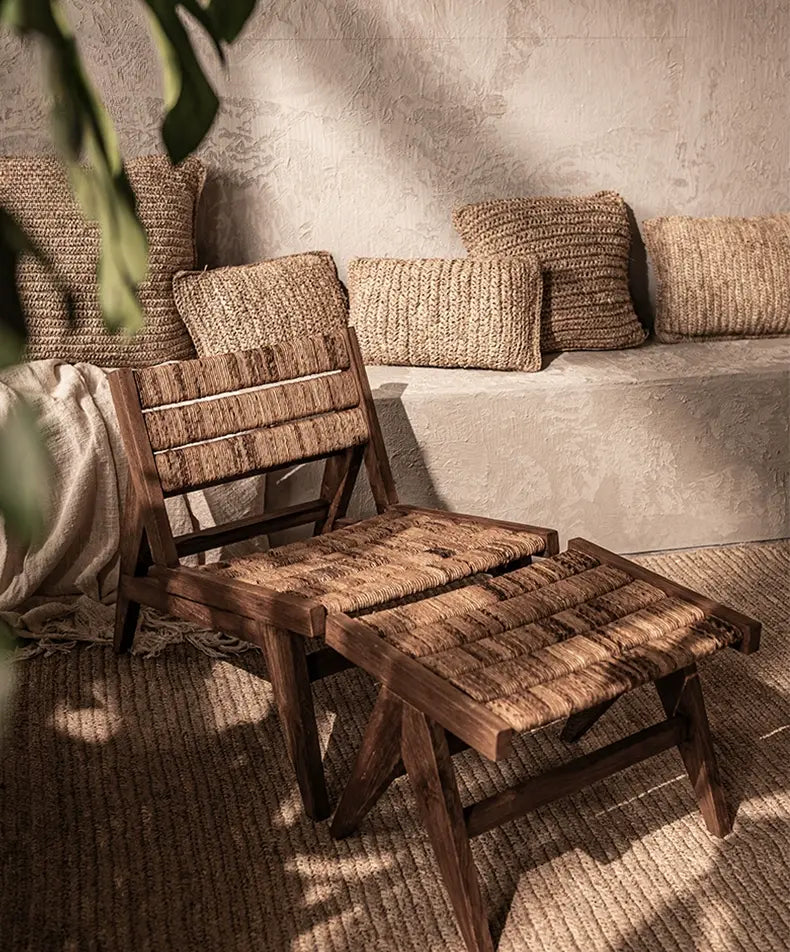 Bosco Solid Wood Middle-Aged Style Lounge Chair