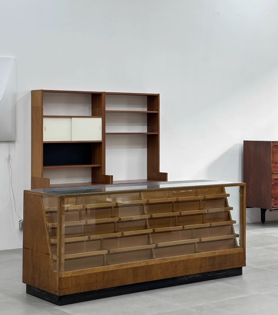 European Display Cabinet: Vintage DC by Belgium