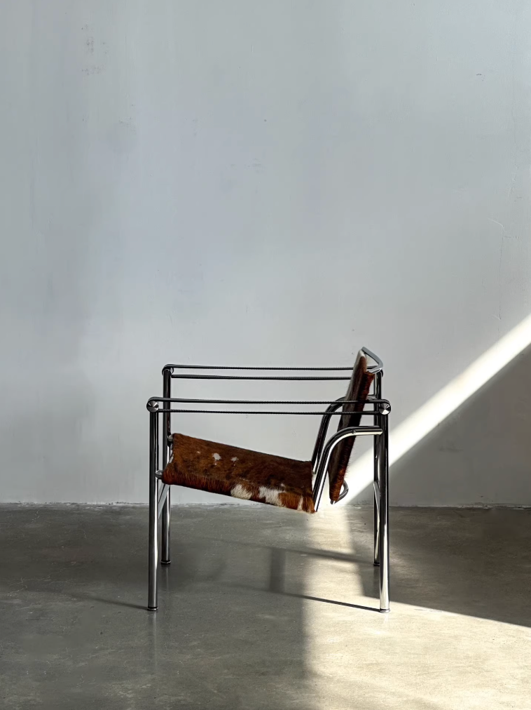 LC1 Armchair: LC1 by Le Corbusier