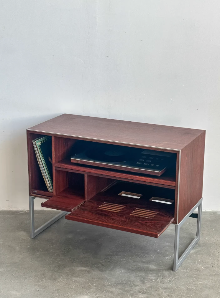Bang & Olufsen MC30 Record Player Cabinet by Jacob Jensen