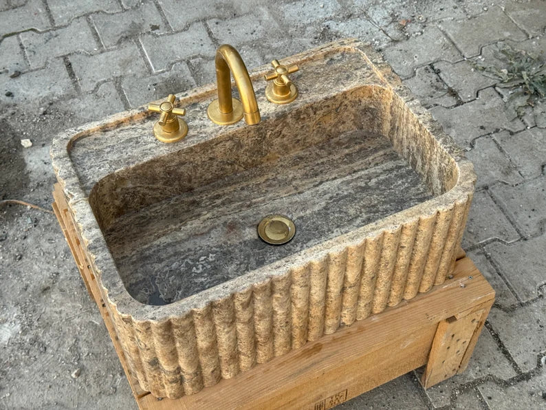 Arnauld Travertine Ribbed Marble Sink