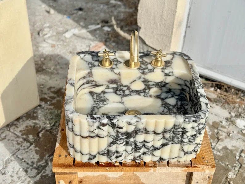 Nico Calacatta Viola ribbed marble sink