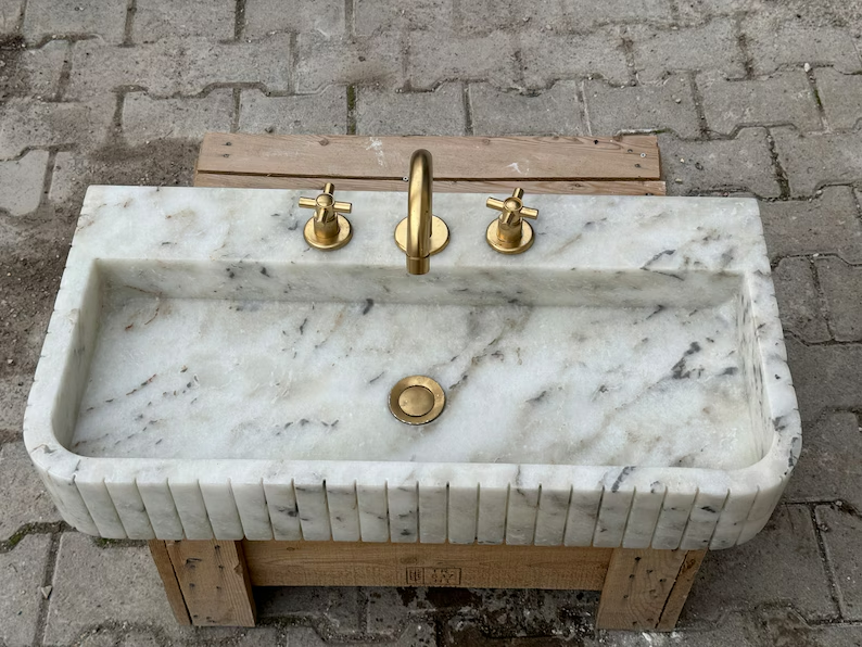 Fidèle Marble Sink, Ribbed 3 Sides Wash Basin