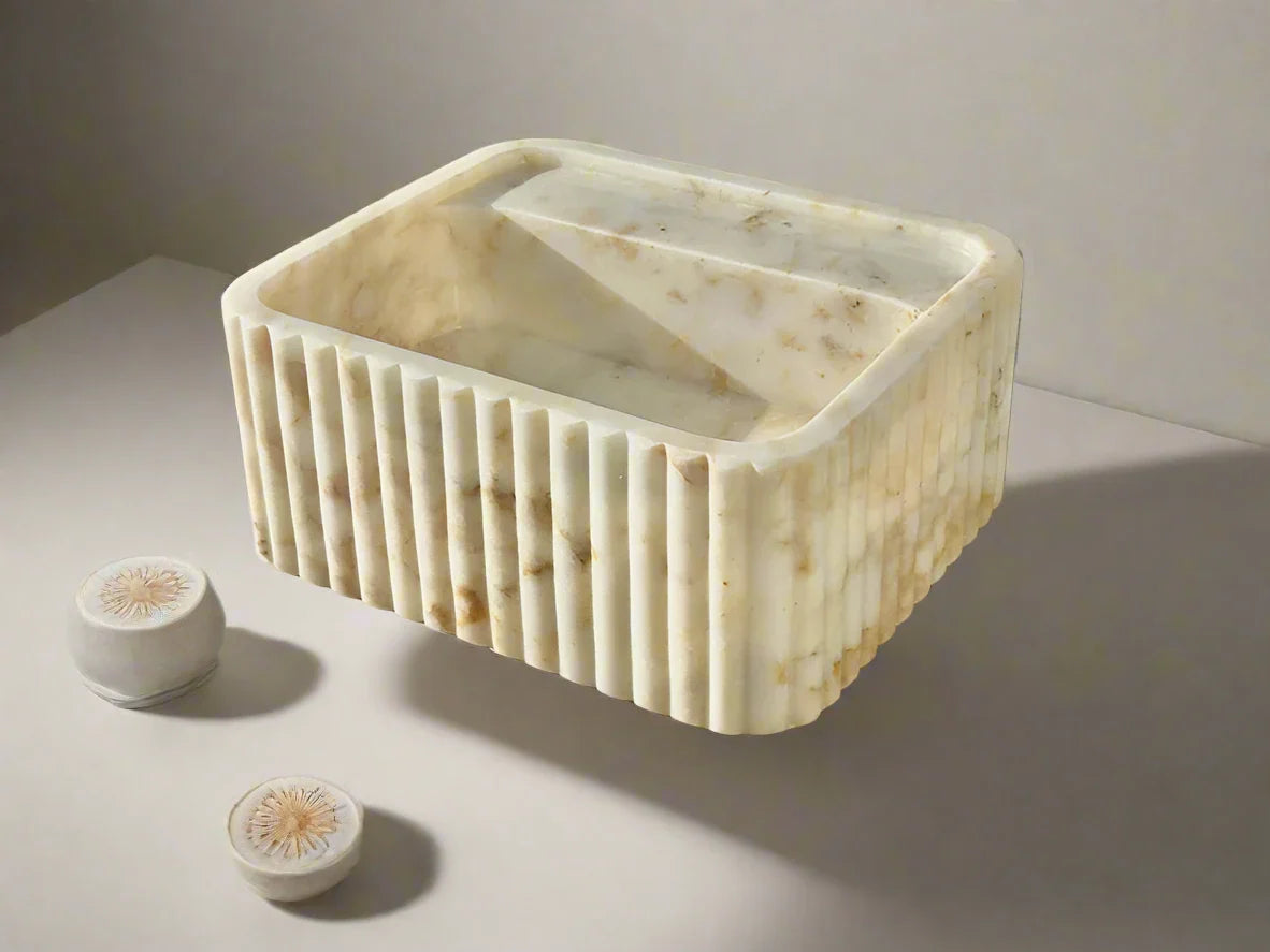 Lorenzo Calacatta ribbed Gold marble sink
