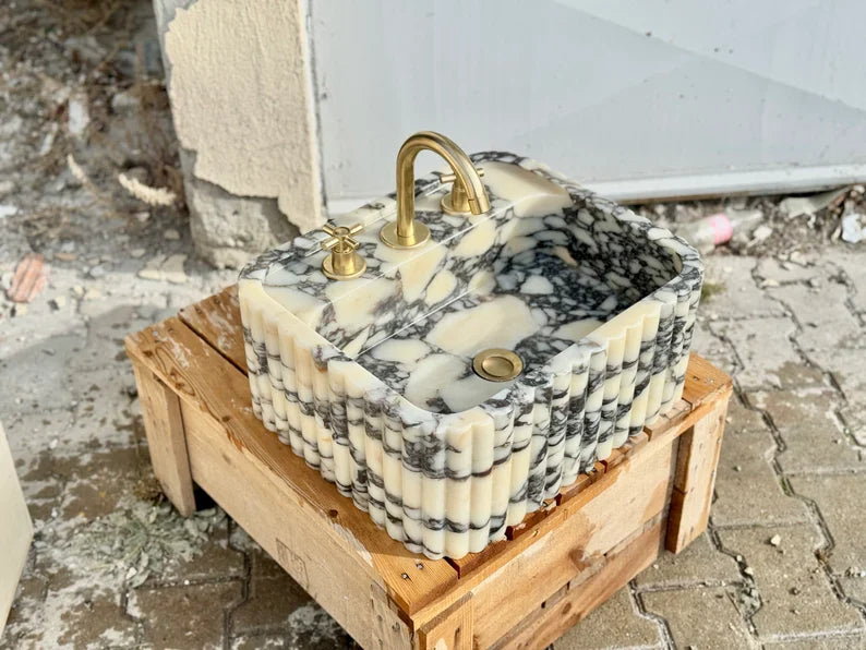 Nico Calacatta Viola ribbed marble sink