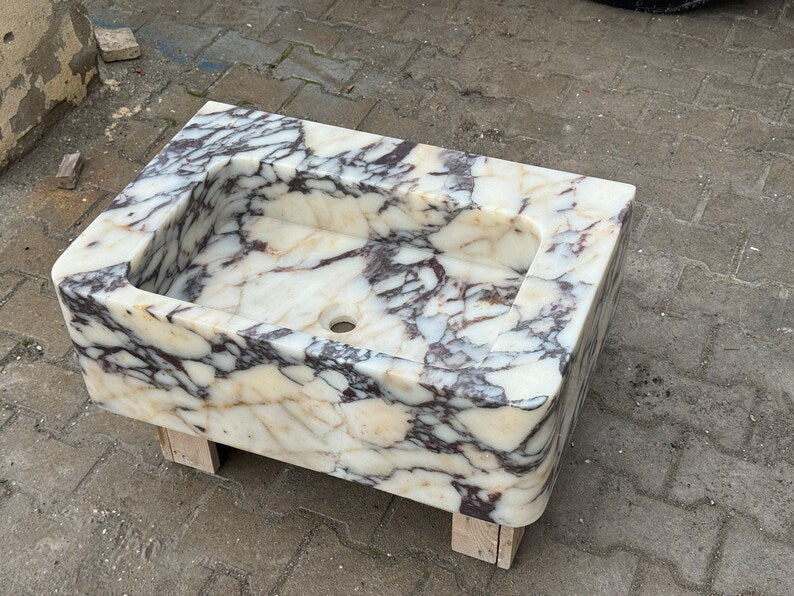 Federico Viola Ribbed Marble Sink
