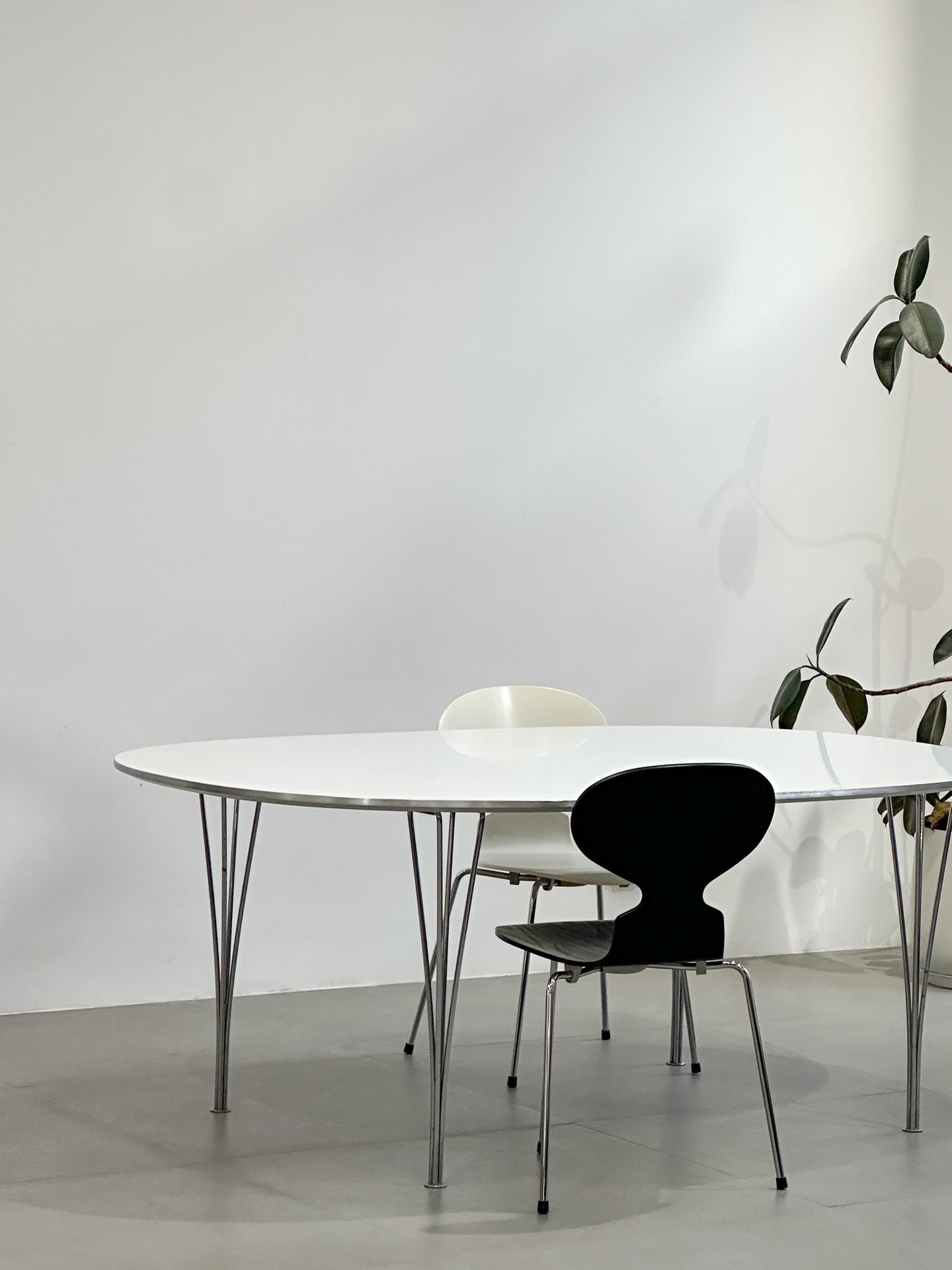 Danish Classic Designer Dining Table by Piet Hein and Bruno Mathsson: Super-Elipse