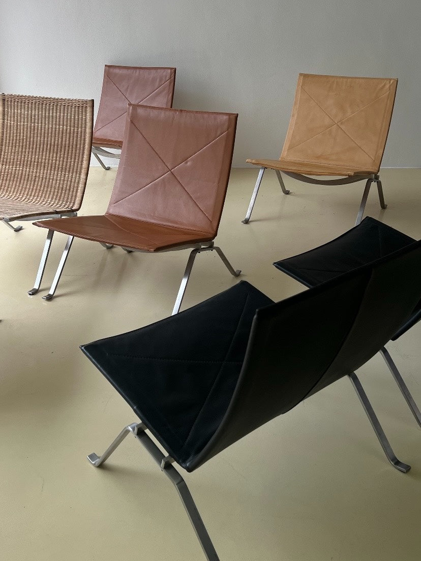 PK22 Lounge Chair by Poul Kjærholm