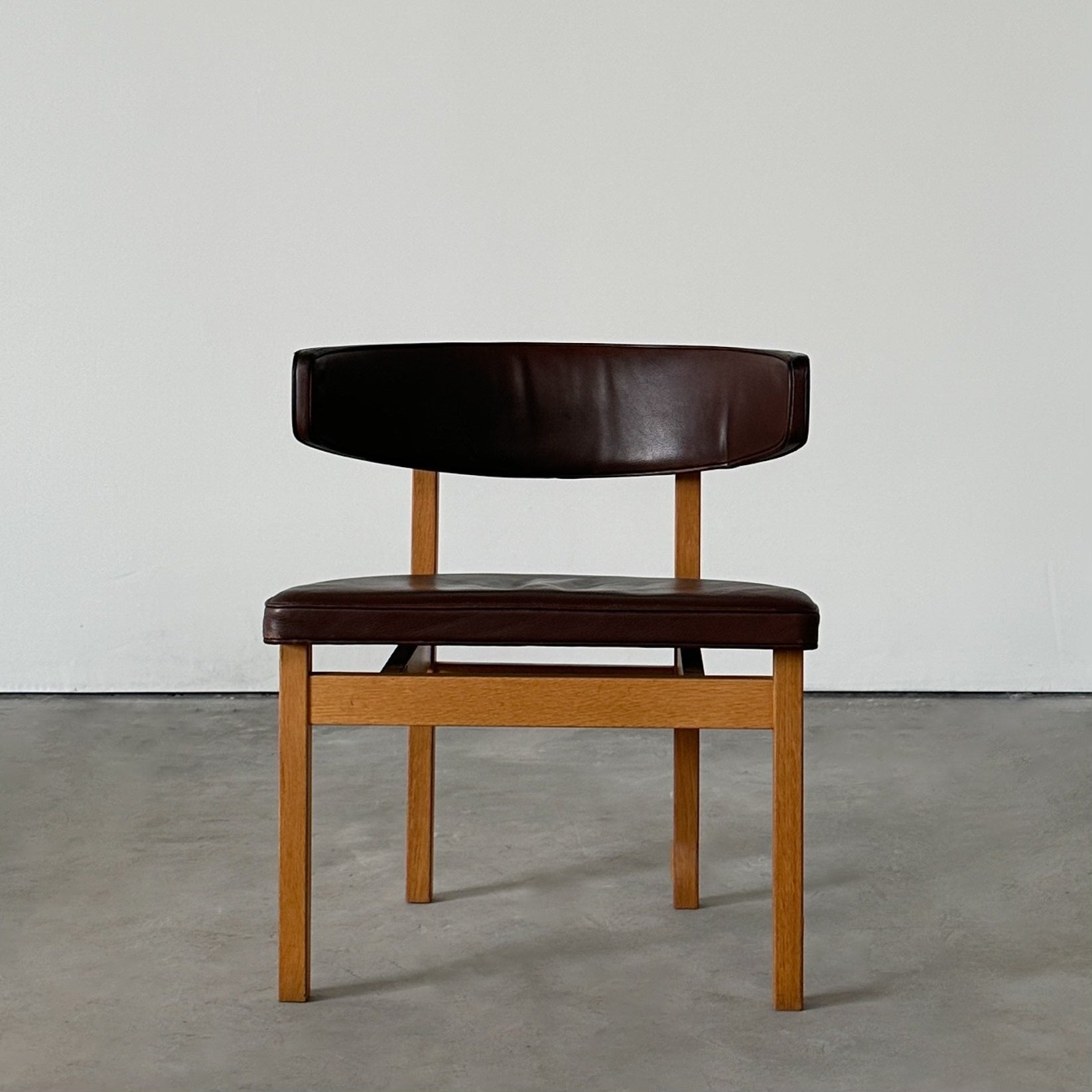 Model 3245 Chair by Børge Mogensen