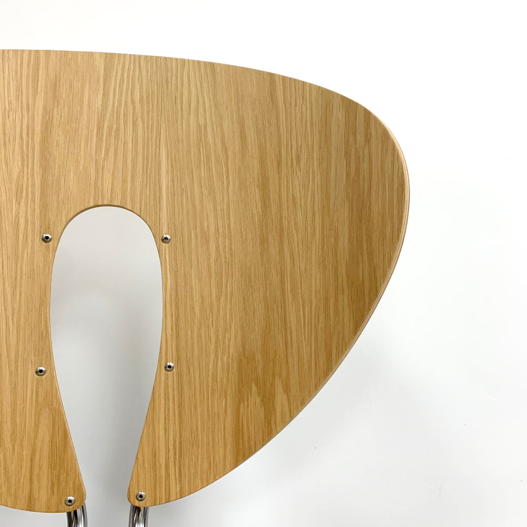 Designer Leaf Chair: DLC by Designer