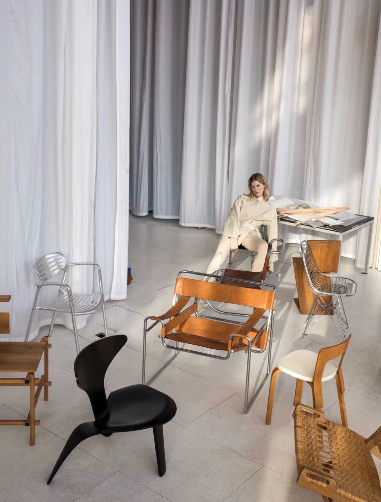 Brown Wassily Chair by Knoll