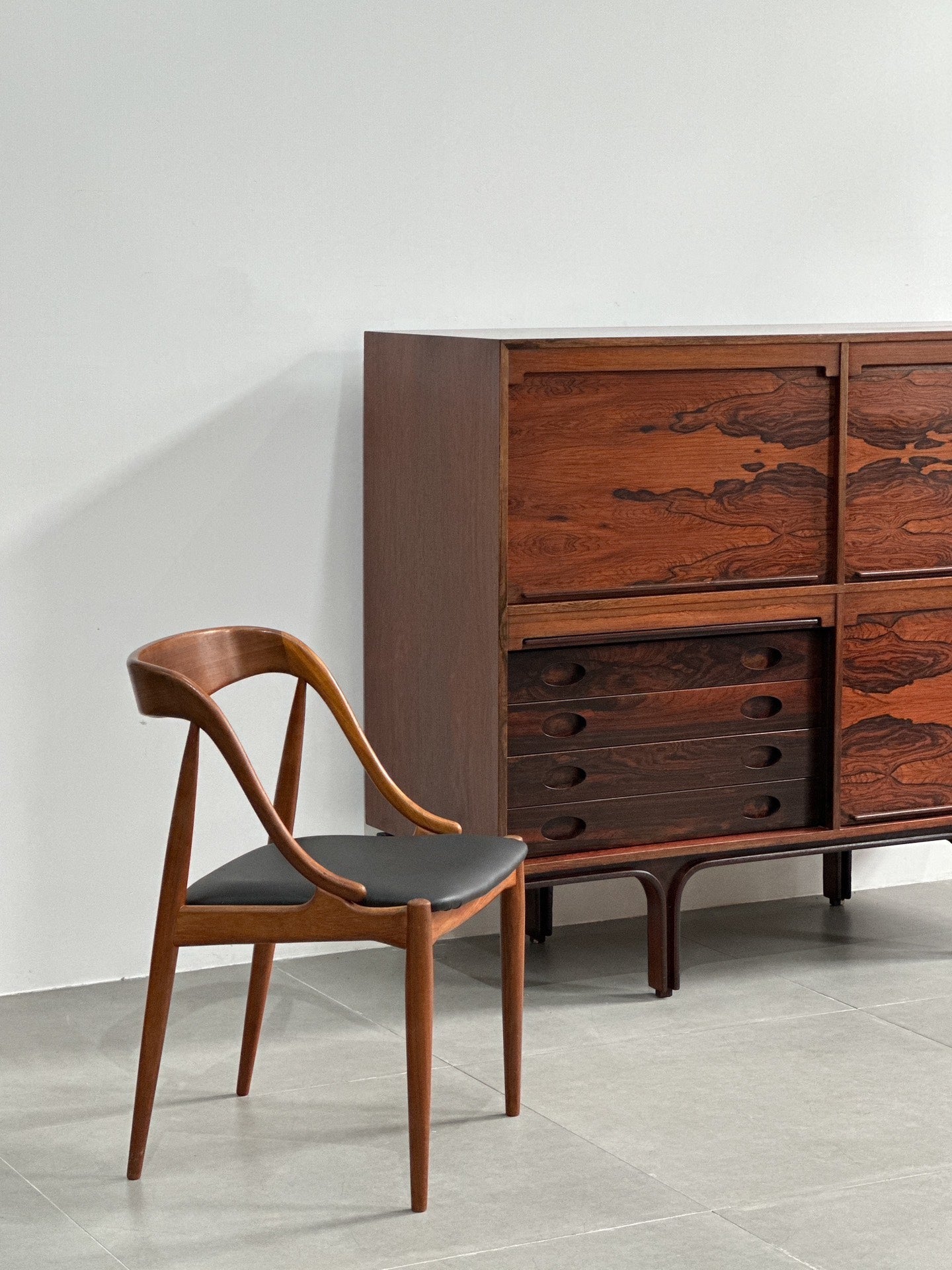 Danish Classic Designer Dining Chairs by Johannes Andersen