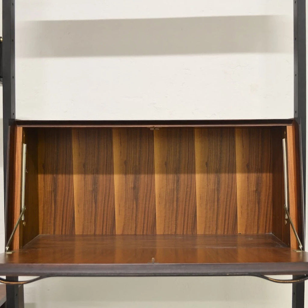 Modular Floor-to-Ceiling Bookcase by La Sorgente del Mobile