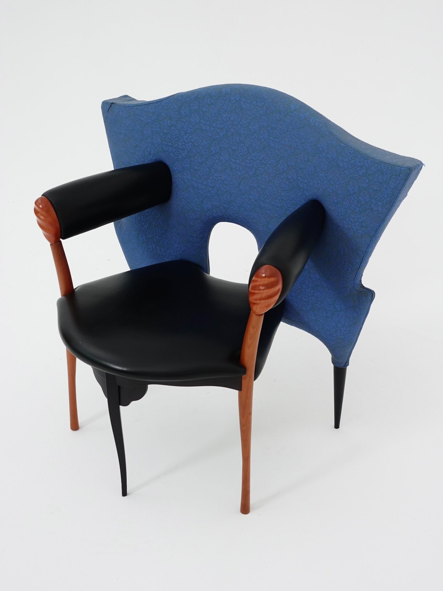 Prosim Sedni Chair by Bořek Šípek