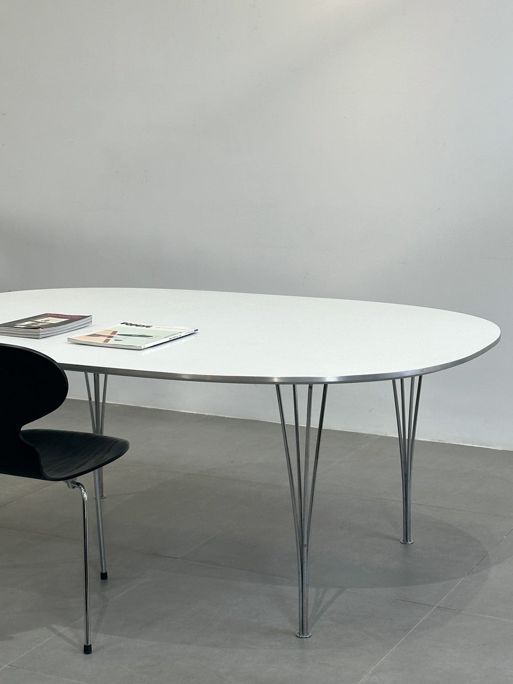 Danish Classic Designer Dining Table by Piet Hein and Bruno Mathsson: Super-Elipse