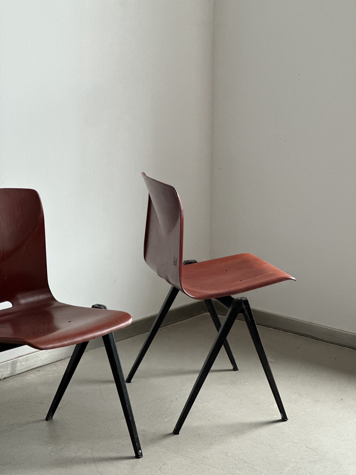 Vintage Dutch Classic Student Chair by Galvanitas S22