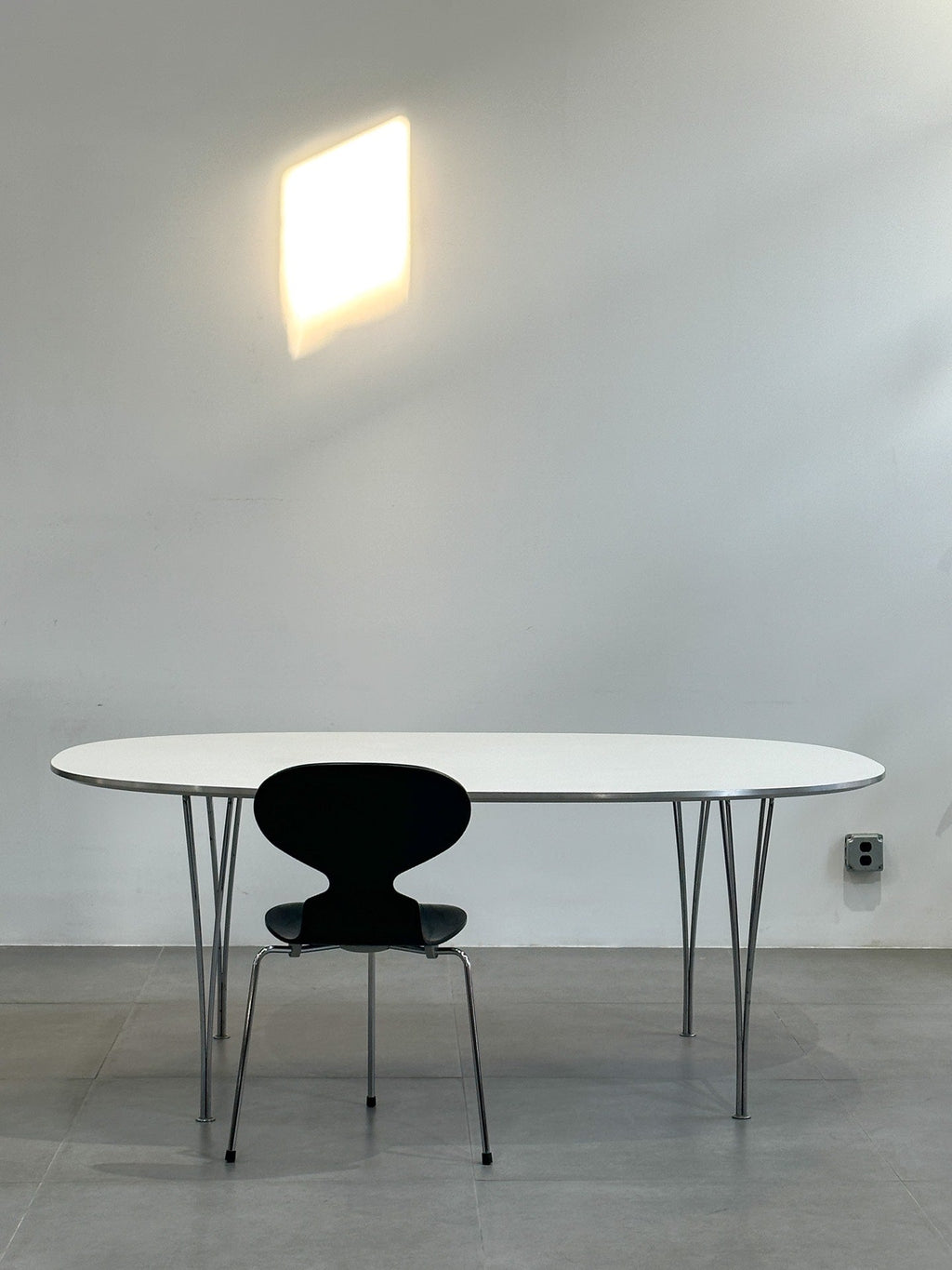 Danish Classic Designer Dining Table by Piet Hein and Bruno Mathsson: Super-Elipse