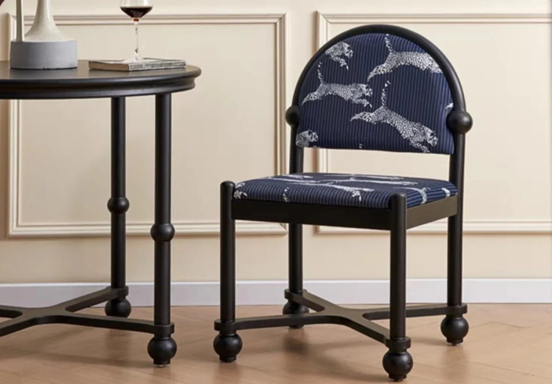 simple retro back chair