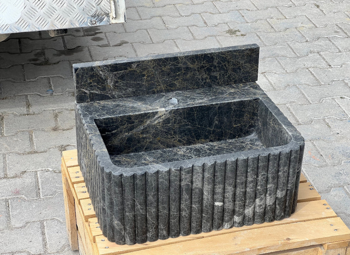 Bianca Black ribbed Bayat backsplash marble sink