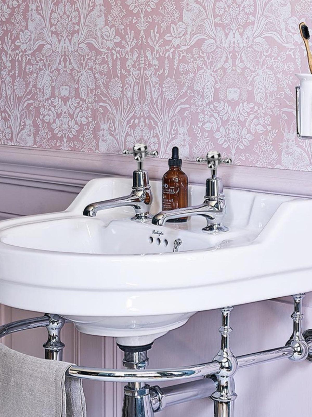 Romanette Arc-Shaped Brass Basin Set