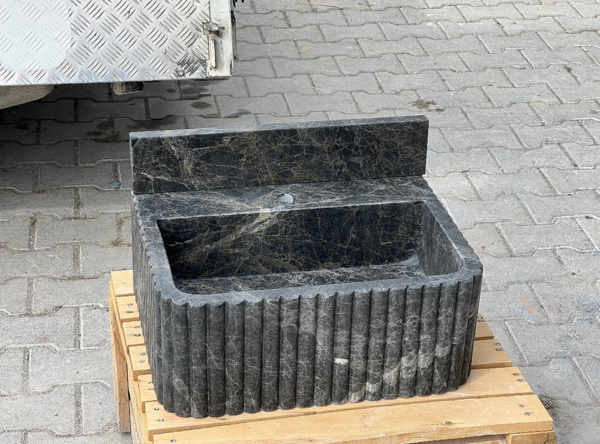 Bianca Black ribbed Bayat backsplash marble sink