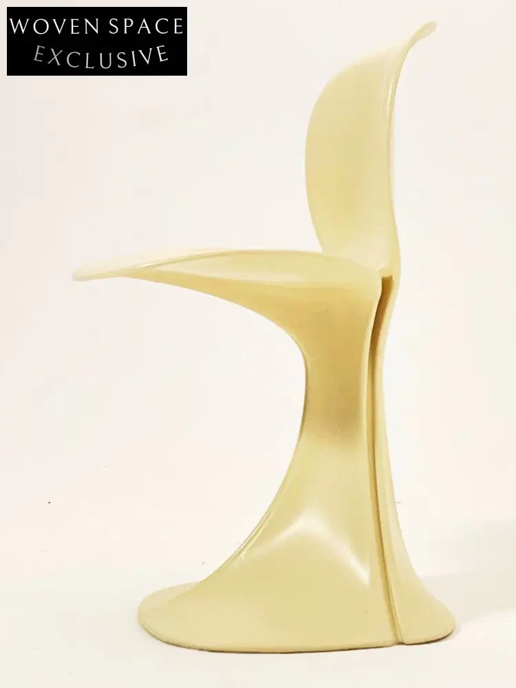 8810 Floral Petal Chair Off-White by Pierre Paulin