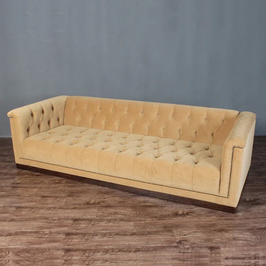 Luxurious Chesterfield Velvet Sofa Couch - Elegant Oak Wood Frame, 3-Seater