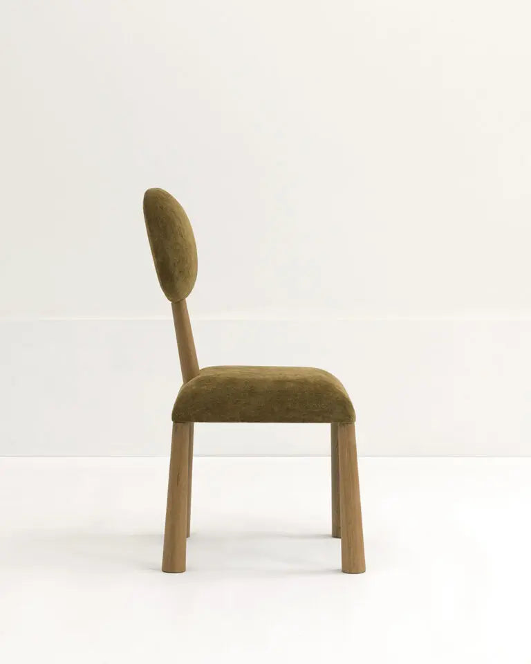 Nordic Style Solid Oak Dining Chair with Linen Upholstery and Round Back